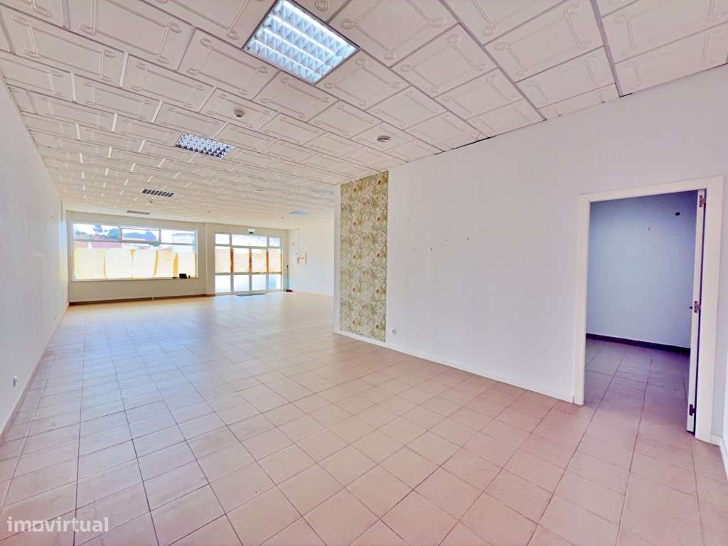 Loja no CENTRO do Cadaval, 145 m2 com montras, em ótimo estado, saí... - Grande imagem: 4/19