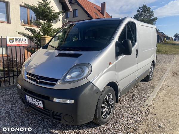 Opel Vivaro - 1