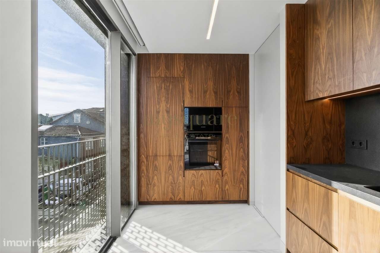 Apartamento T3 de luxo, inserido em condomínio privado - Boavista, Por-12