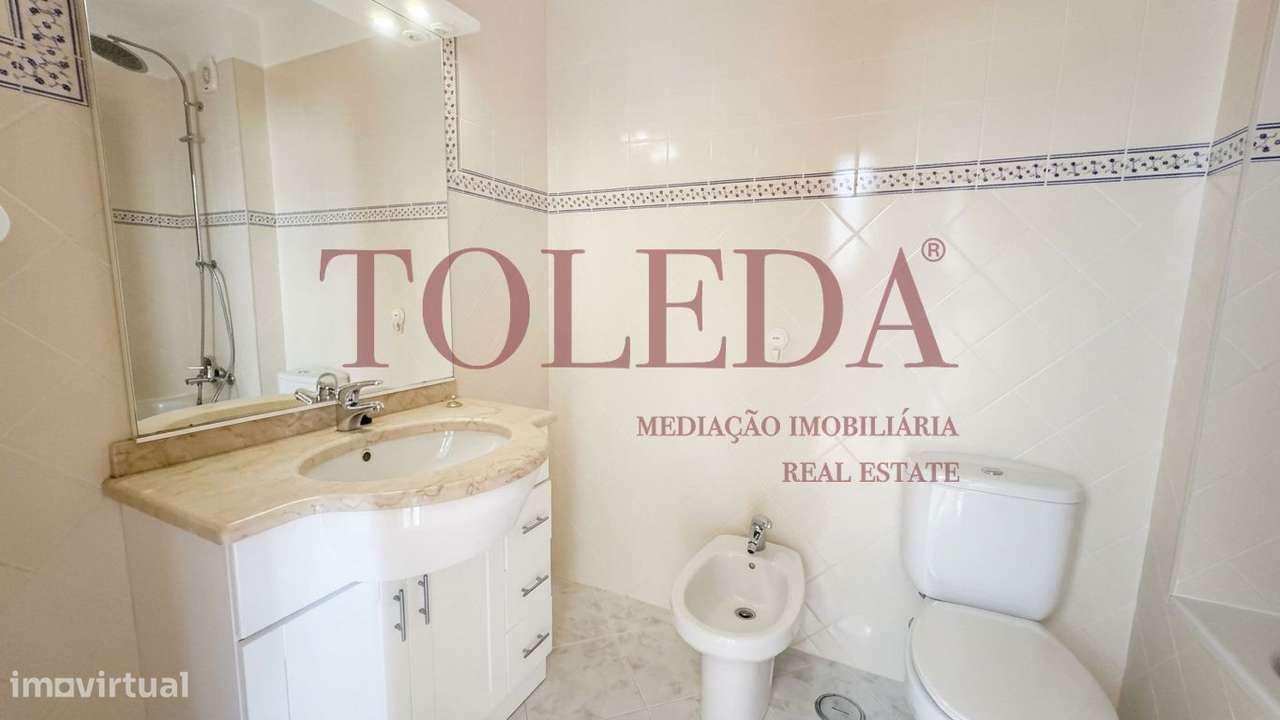 Moradia T3+1 com Terraço e Garagem-23