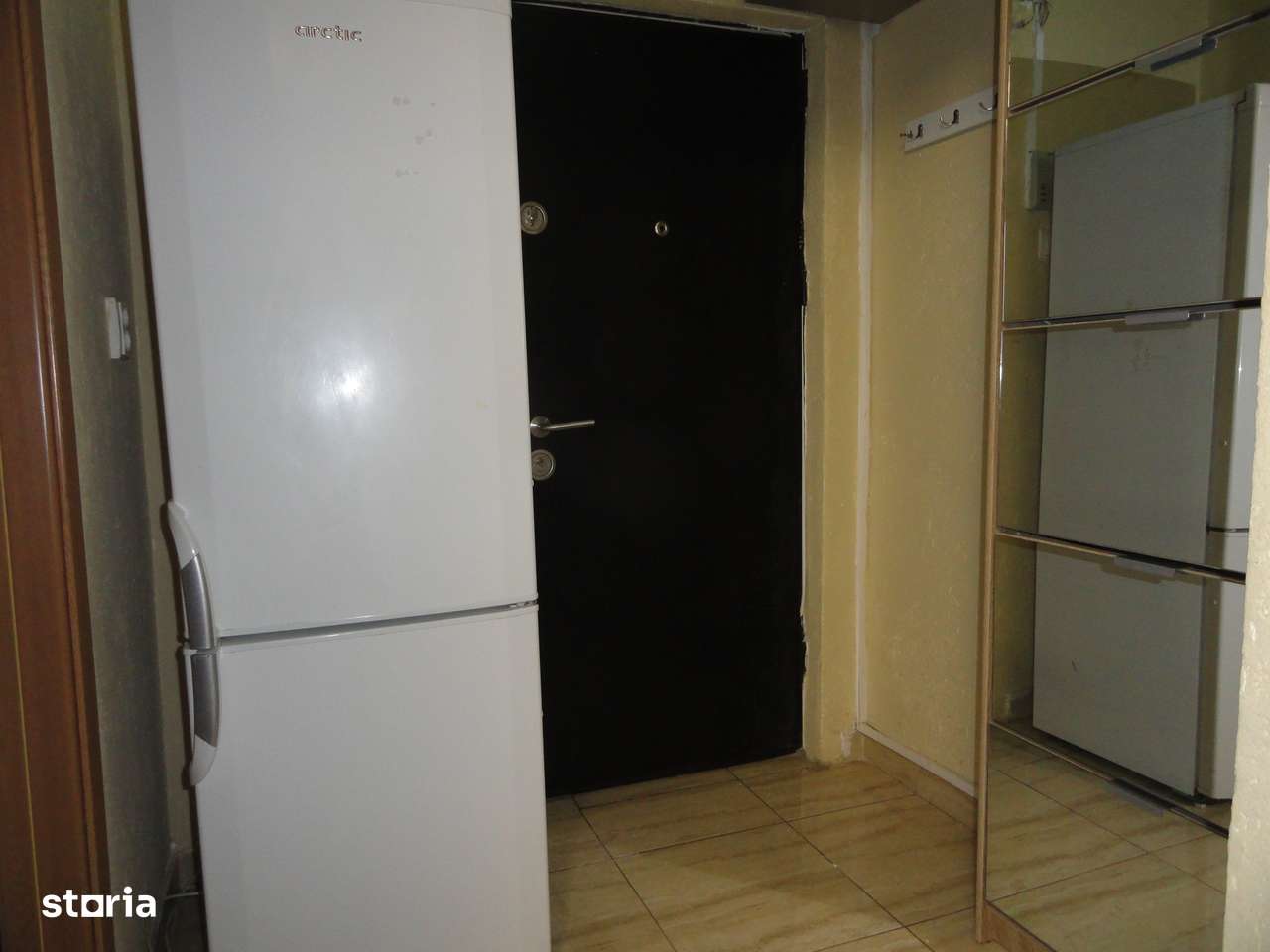 Apartament 2 camere etaj 3 Vlaicu, renovat, mobilat, centrala pe gaz-5