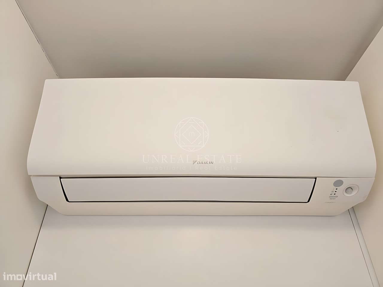 Apartamento T0 , novo, inserido em um edifício totalmente remodelado n-23