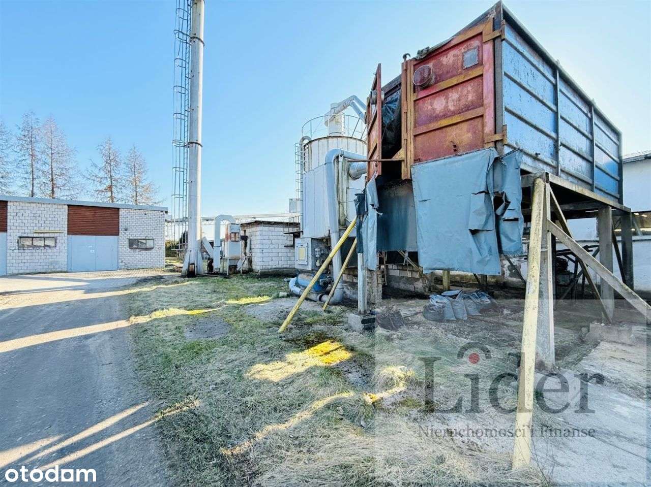 Hala produkcyjna z zapleczem biurowym i magazynowy-9