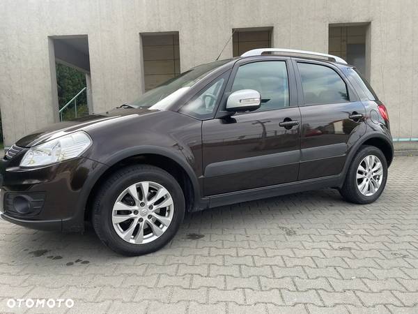 Suzuki SX4 1.6 VVT 4x4 Style - 21