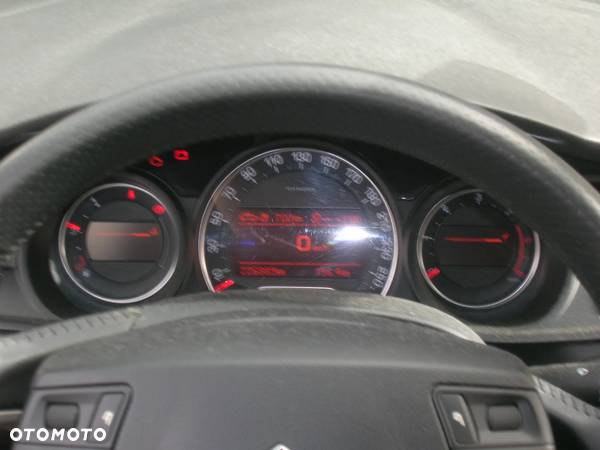 Citroën C5 1.6 HDi Attraction - 6