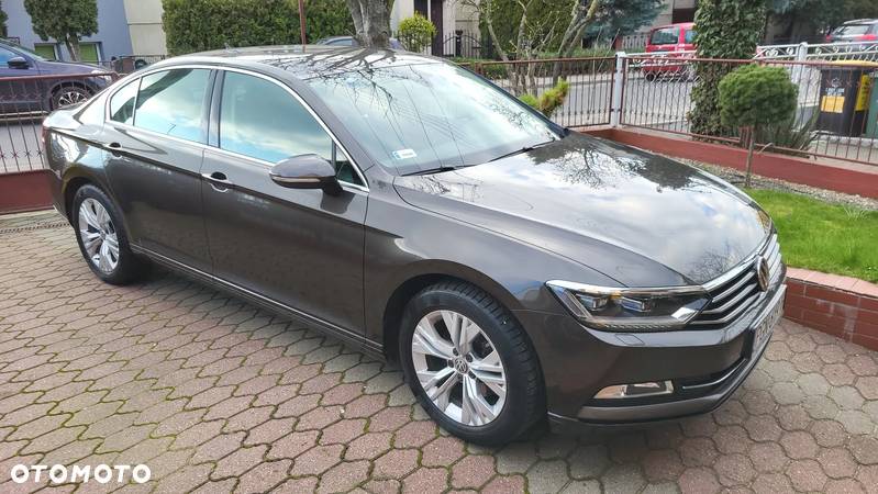 Volkswagen Passat 2.0 TDI BMT Comfortline - 1