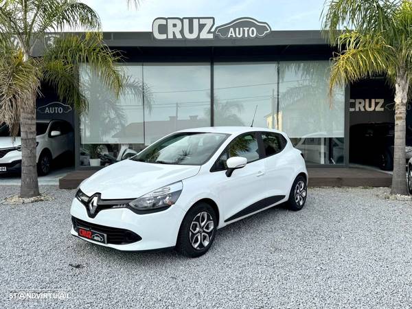 Renault Clio 1.2 16V Confort - 9