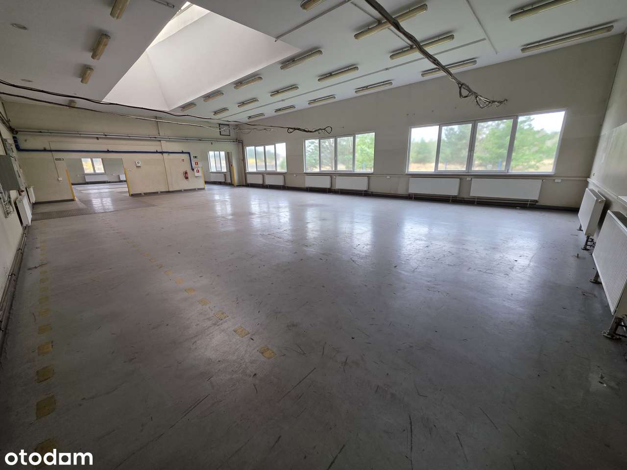 budynek biurowo-magazynowy-16