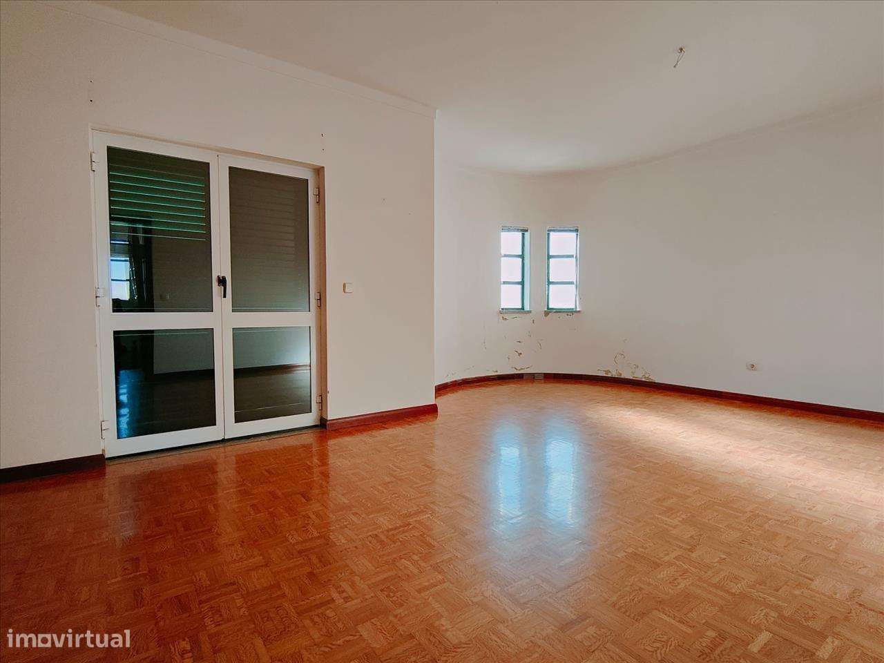 Moradia T3 com 226 m2 e amplo espaço exterior em Vale de Vargo, Serpa - Grande imagem: 4/26