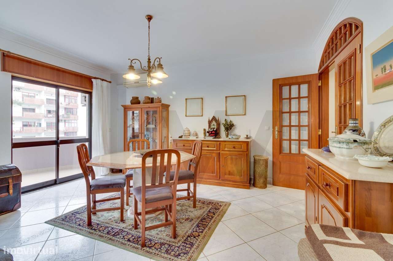 T4 Exclusivo em Alverca: 163 m2 de Luz, Espaço e Centralidade - Grande imagem: 5/34