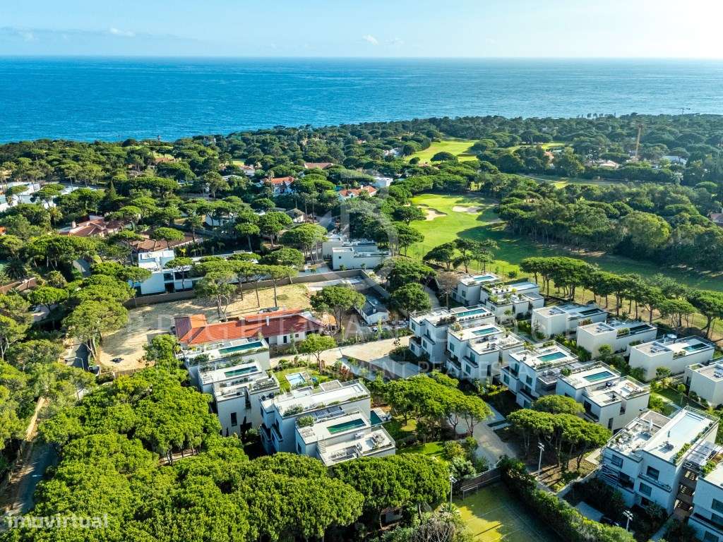 Apartamento T3 com piscina e jardim, na Quinta da Marinha-40