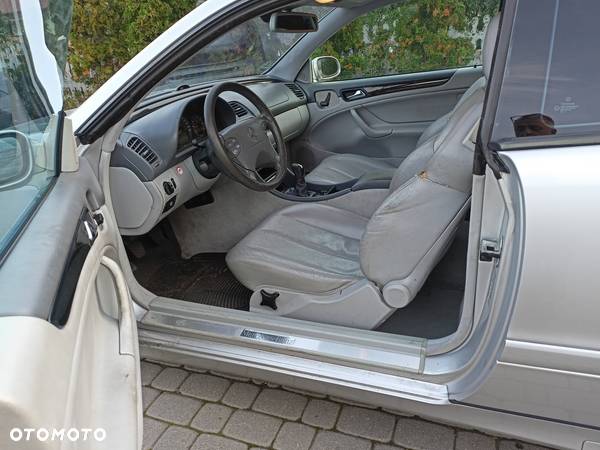 Mercedes-Benz CLK 200 Kompressor - 16