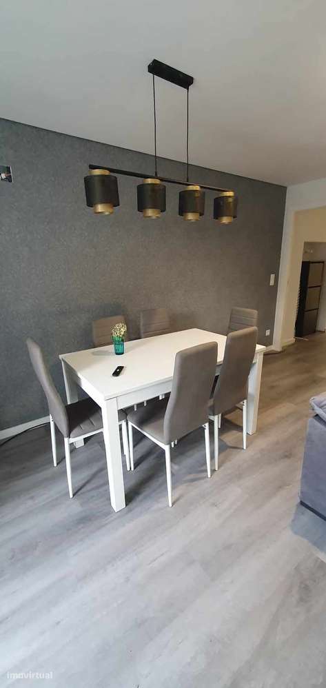 Andar de moradia T2 Equipada/Mobilada , Stª Marta - Grande imagem: 3/8