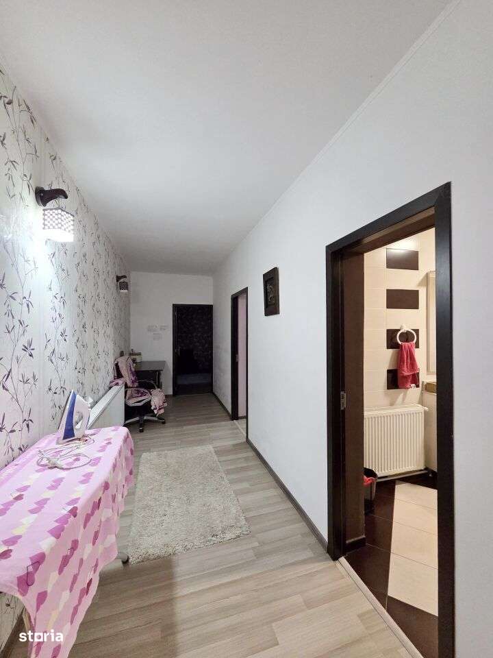 VILA-300 MP.-GAESTI - Imagine principală: 4/12