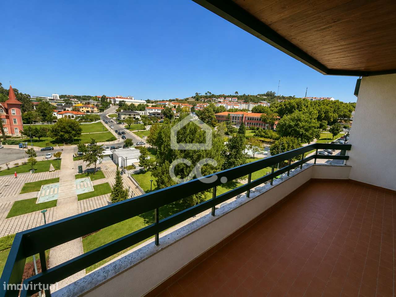Apartamento T3 no centro de Alcobaça-10