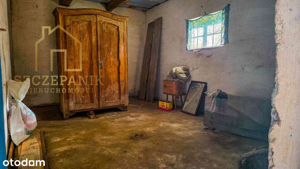 Klimatyczny, drewniany dom wśród drzew-14