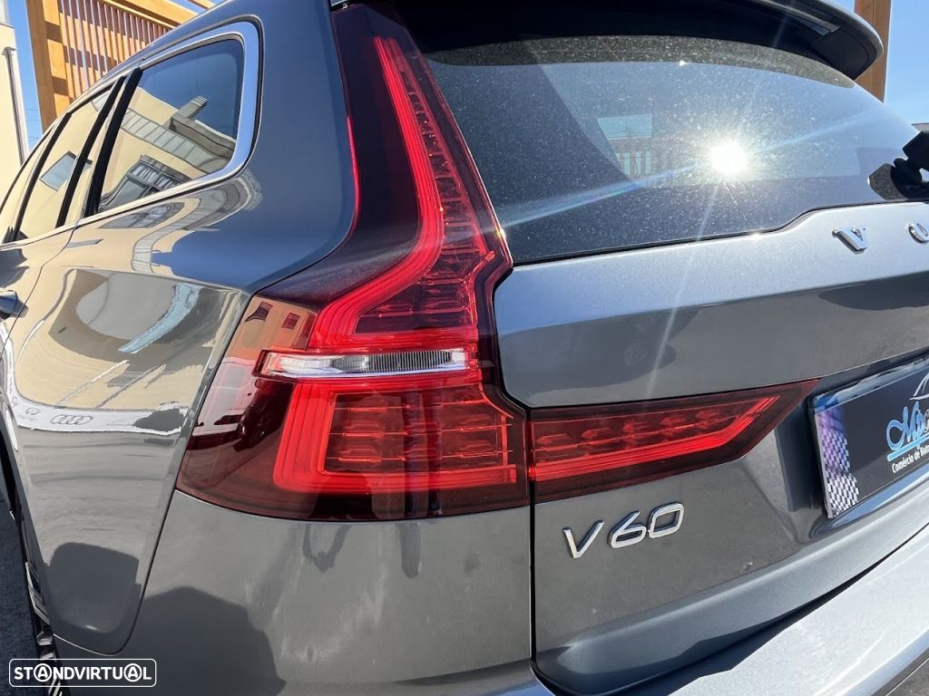 Volvo V60 2.0 T8 AWD TE Inscription - 45