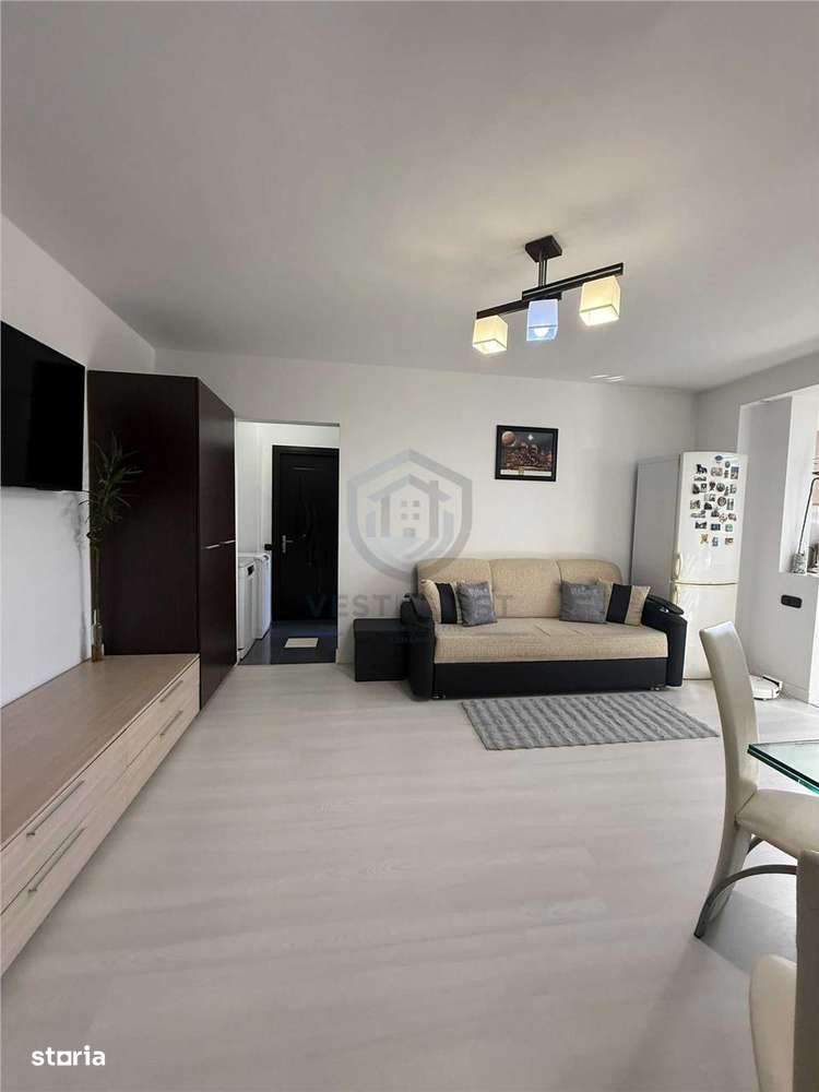 Apartament cu 3 camere in Piata Bucuresti - Imagine principală: 3/8
