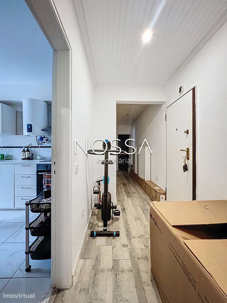 Espetacular T2 no coração da Baixa da Banheira-7