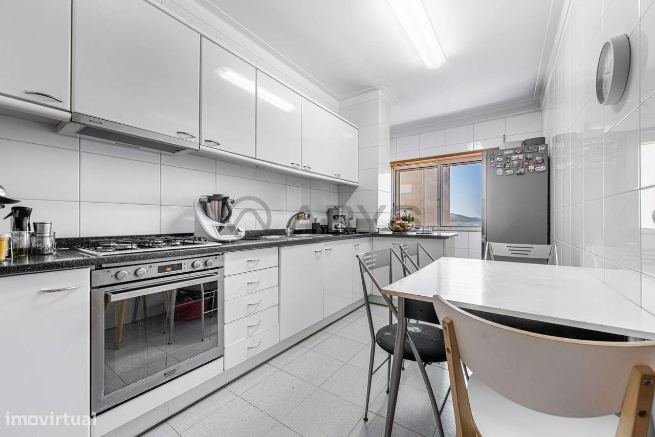 T2 com elevador e garagem em São Vicente, Braga - Grande imagem: 3/25