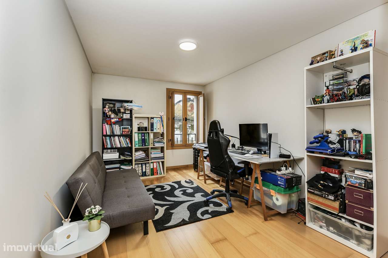 T3 em Alenquer com 2 lugares de Estacionamento-23