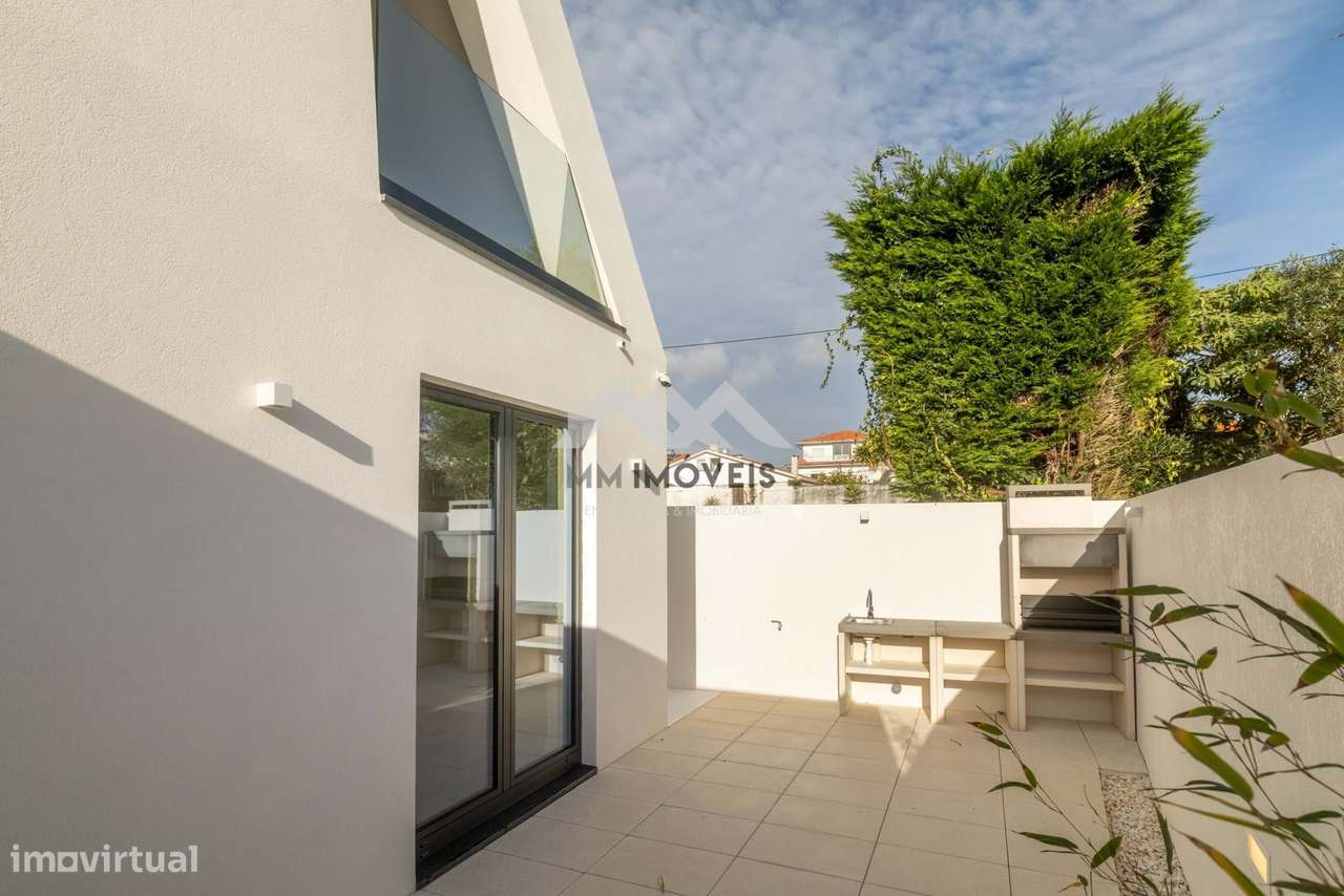 Moradia T3+1 | NOVA | Piscina | Francelos | 4 Frentes | Box | Praia - Grande imagem: 4/60