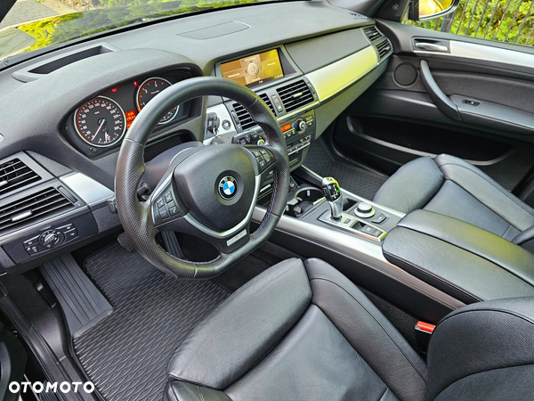 BMW X5 3.0sd xDrive - 23
