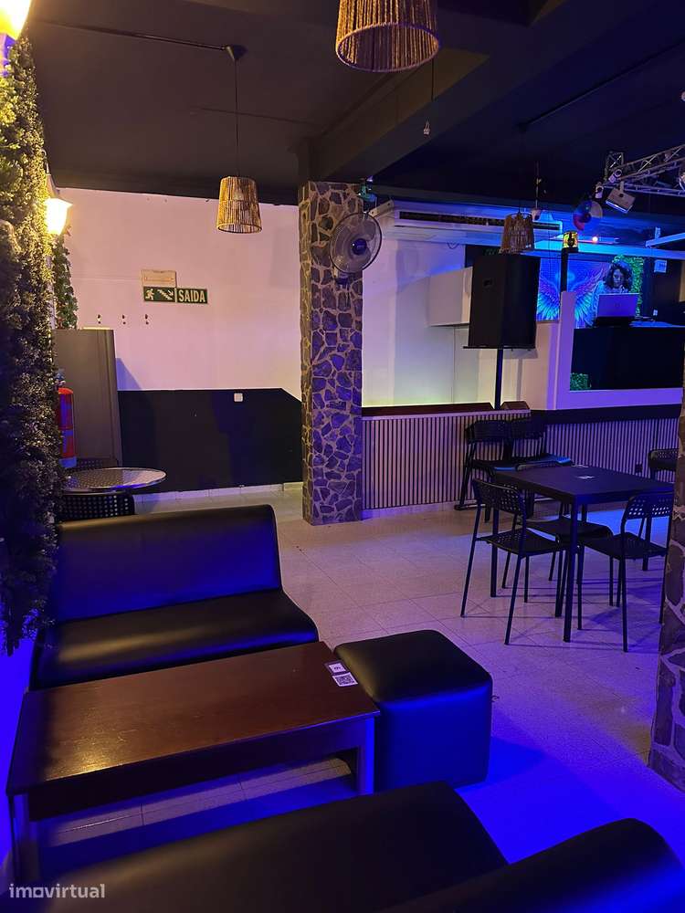 Trespasse de um Bar em Parede/ Cascais - Grande imagem: 2/5