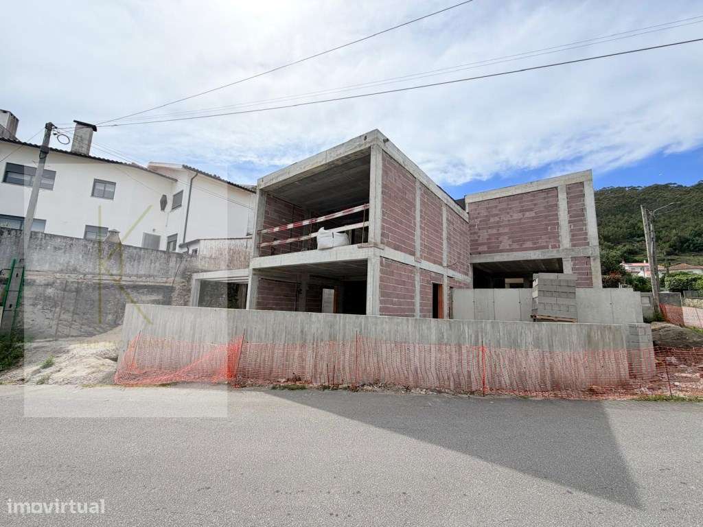 Moradias Exclusivas em Construção - Zona da Abelheira - Meadela/Via...-7