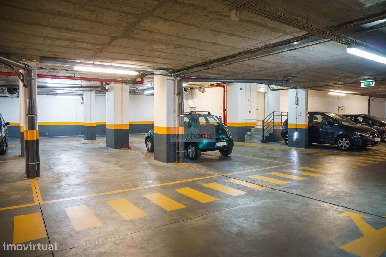 Apartamento T3 | Condomínio Privado Páteo Sá Miranda | Alto de Sto. Am-31