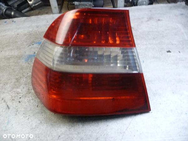 BMW E46 LIFT SEDAN LAMPA LEWY TYŁ TYLNA LEWA - 11