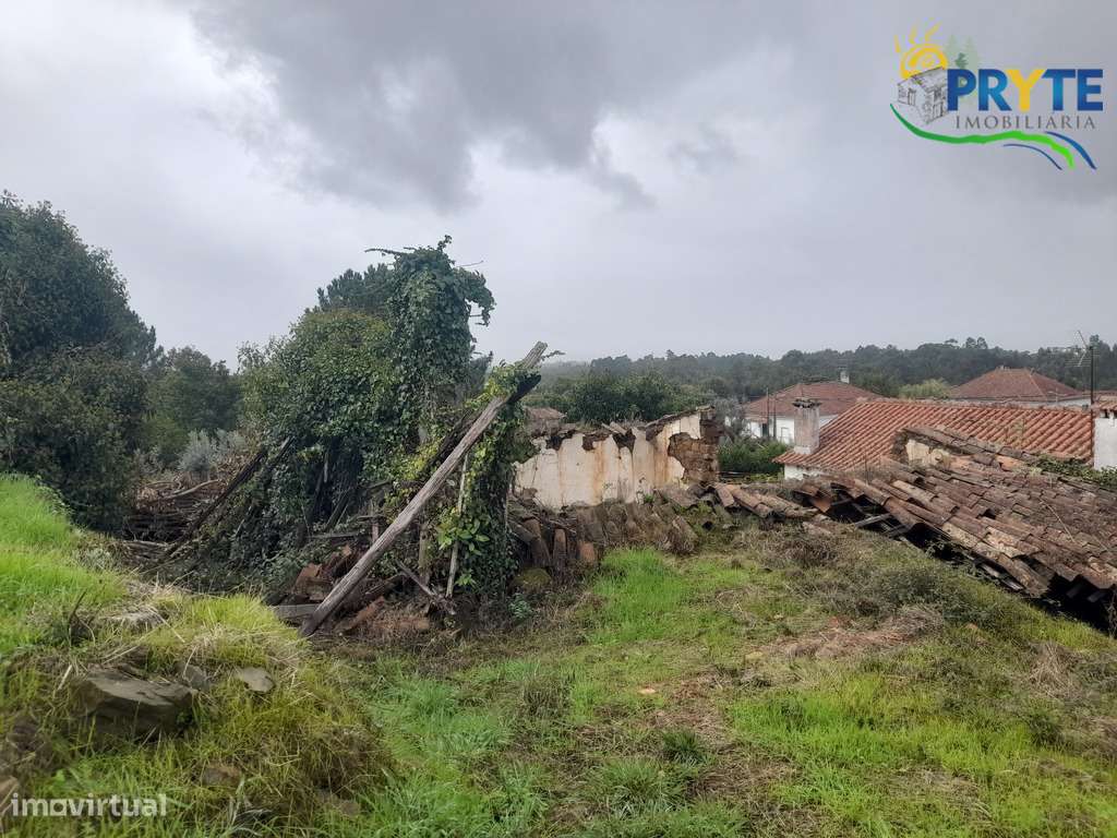 Moradia de tipologia T2 situada a 5 minutos da Vila da Sertã-29