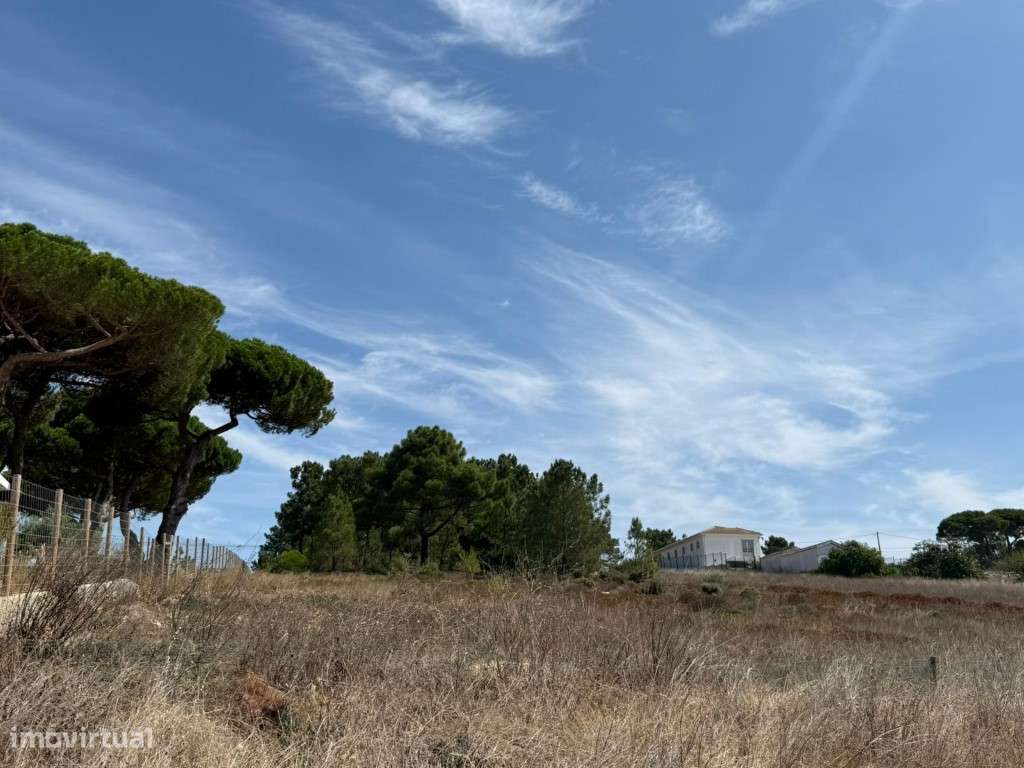 Terreno de 17.102 m² na Rua da Marconi - Alfarim, Sesimbra - Grande imagem: 2/26