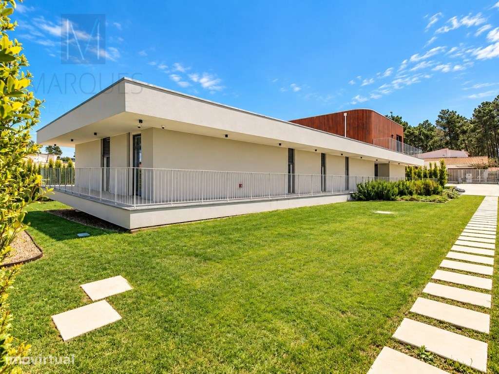 Moradia T5 de Luxo com Piscina Infinita | Verdizela-3