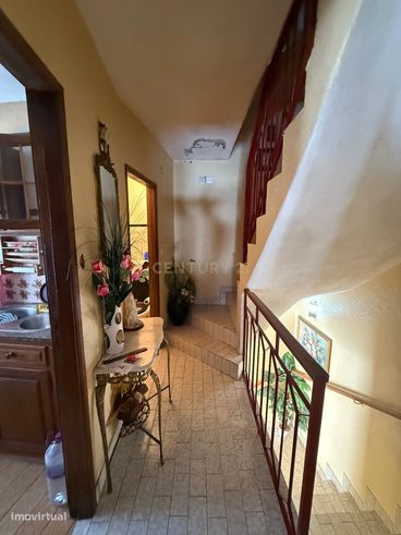 PRÉDIO T4 CENTRO HISTÓRICO Bragança - 249.000€-4