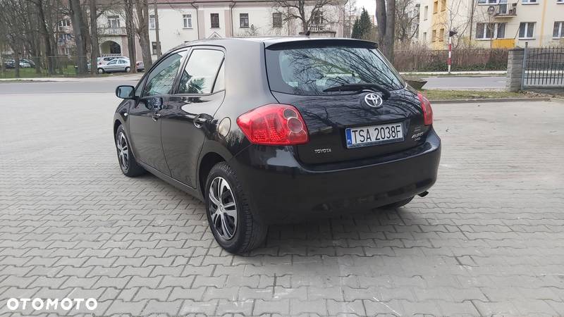 Toyota Auris 2.0 D-4D Luna - 21