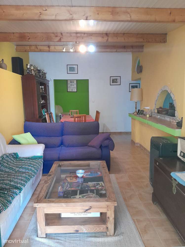 Moradia T3 C/ 10.000M2 Terreno C/ Furo-8