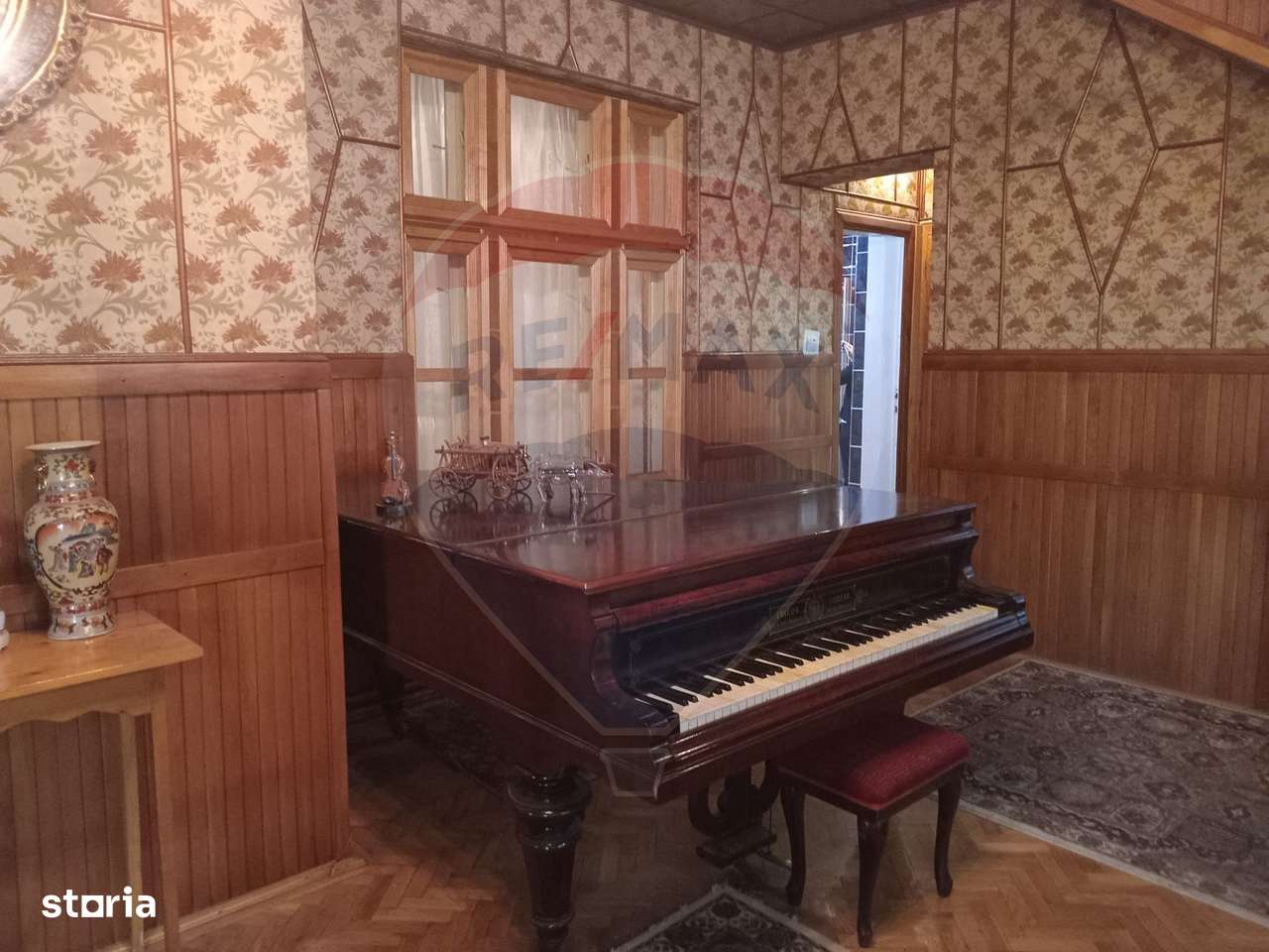 OCAZIE!! Vila cu personalitate istorica in centrul orasului Arad!! - Imagine principală: 2/20