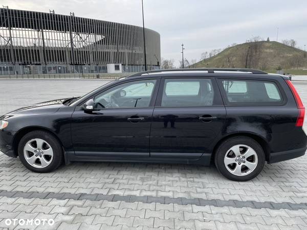 Volvo V70 2.0 Kinetic - 3