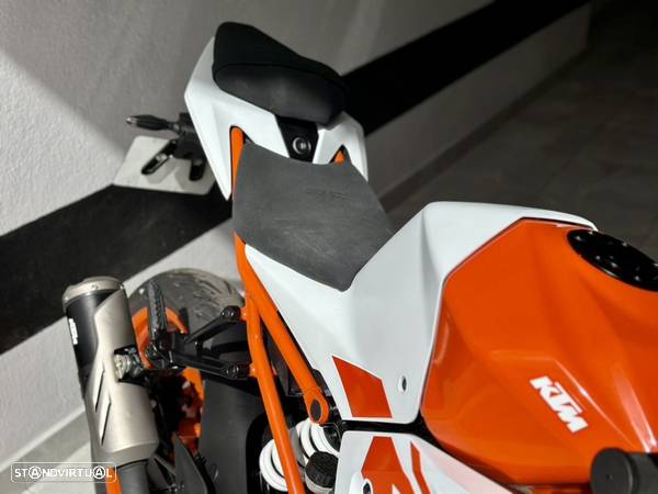 KTM RC 125 2023 - 10