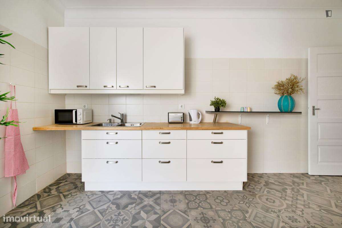 Quarto - localizado em Alvalade Lisbon - Grande imagem: 4/11