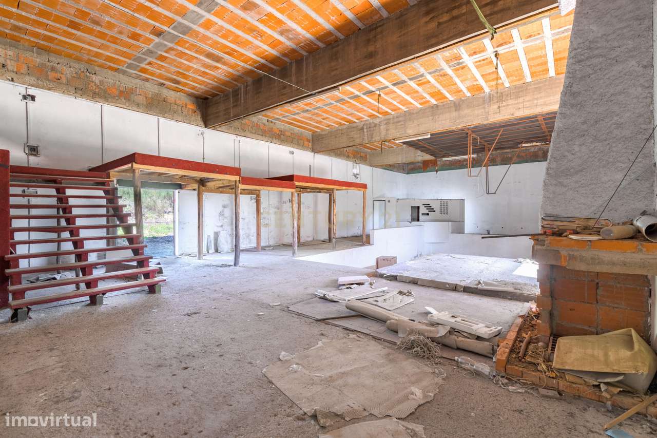 Armazém para Venda com Amplo Terreno - Grande imagem: 5/9