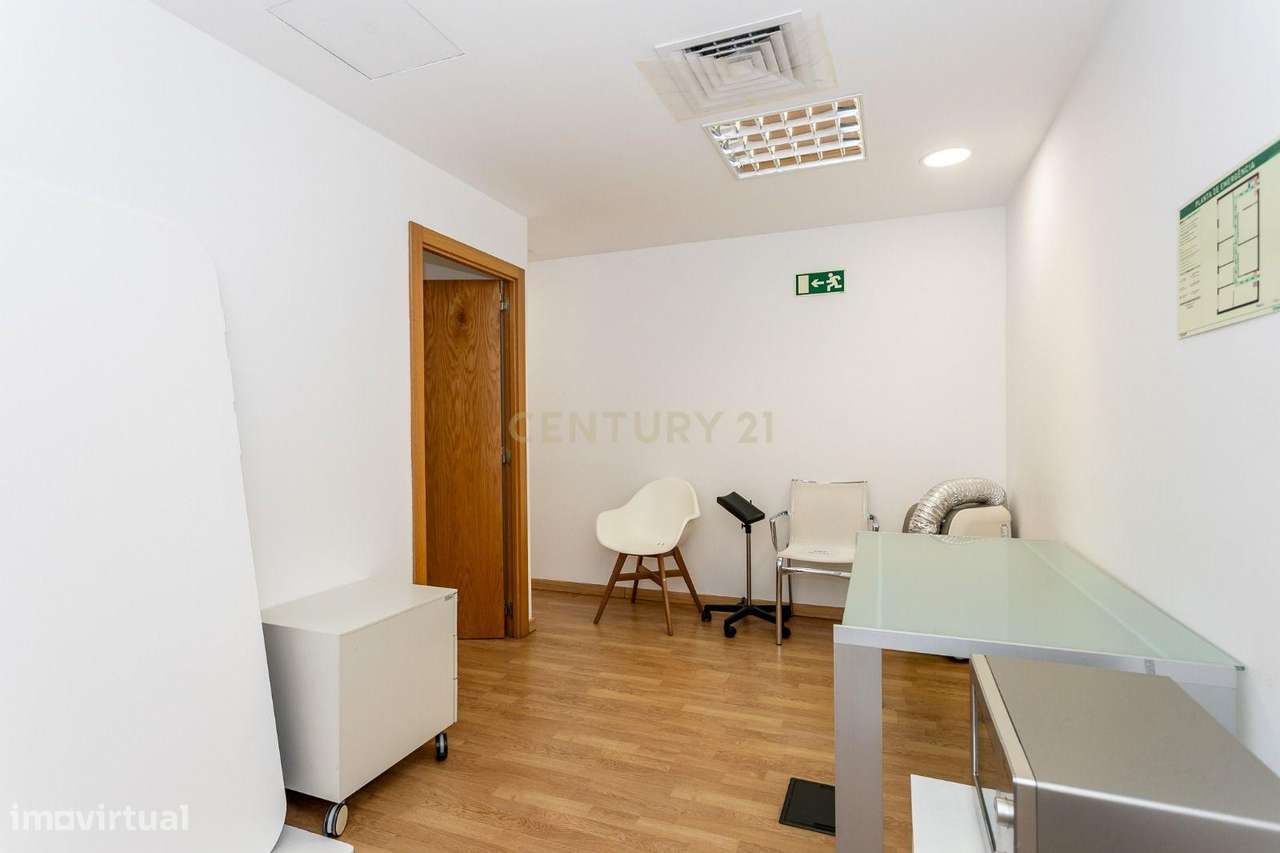 Oportunidade de Investimento - Escritório no Parque das Nações-17