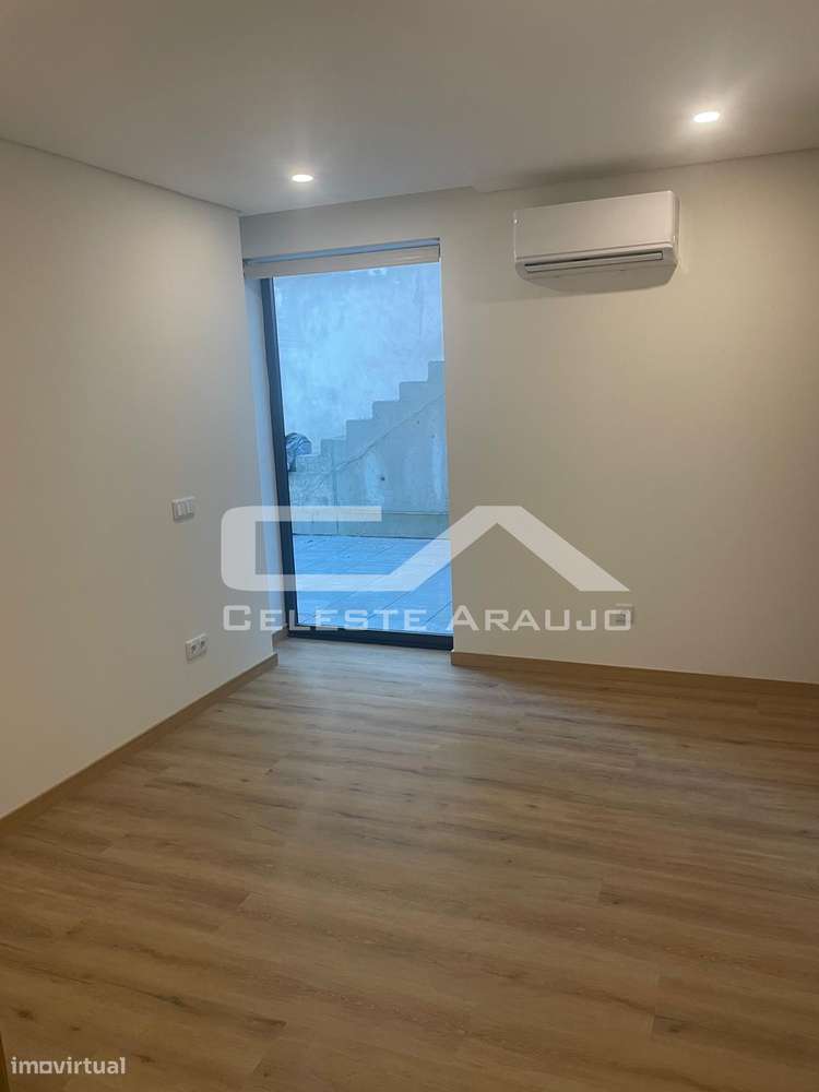 Apartamento T2+1 NOVO em São João da Madeira-10