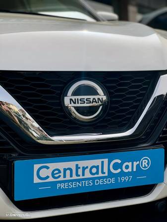 Nissan Qashqai 1.5 dCi N-Connecta J18+Led - 29