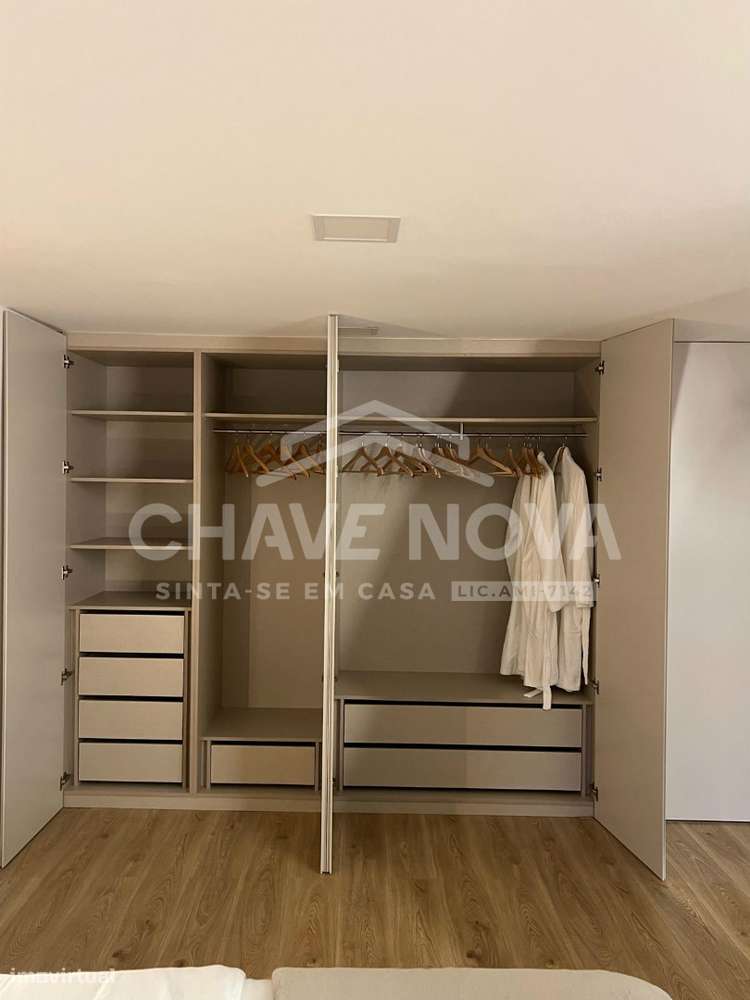 Moradia completamente reconstruída na Ribeira de Gaia - Grande imagem: 4/25