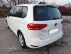 Volkswagen Touran - 10