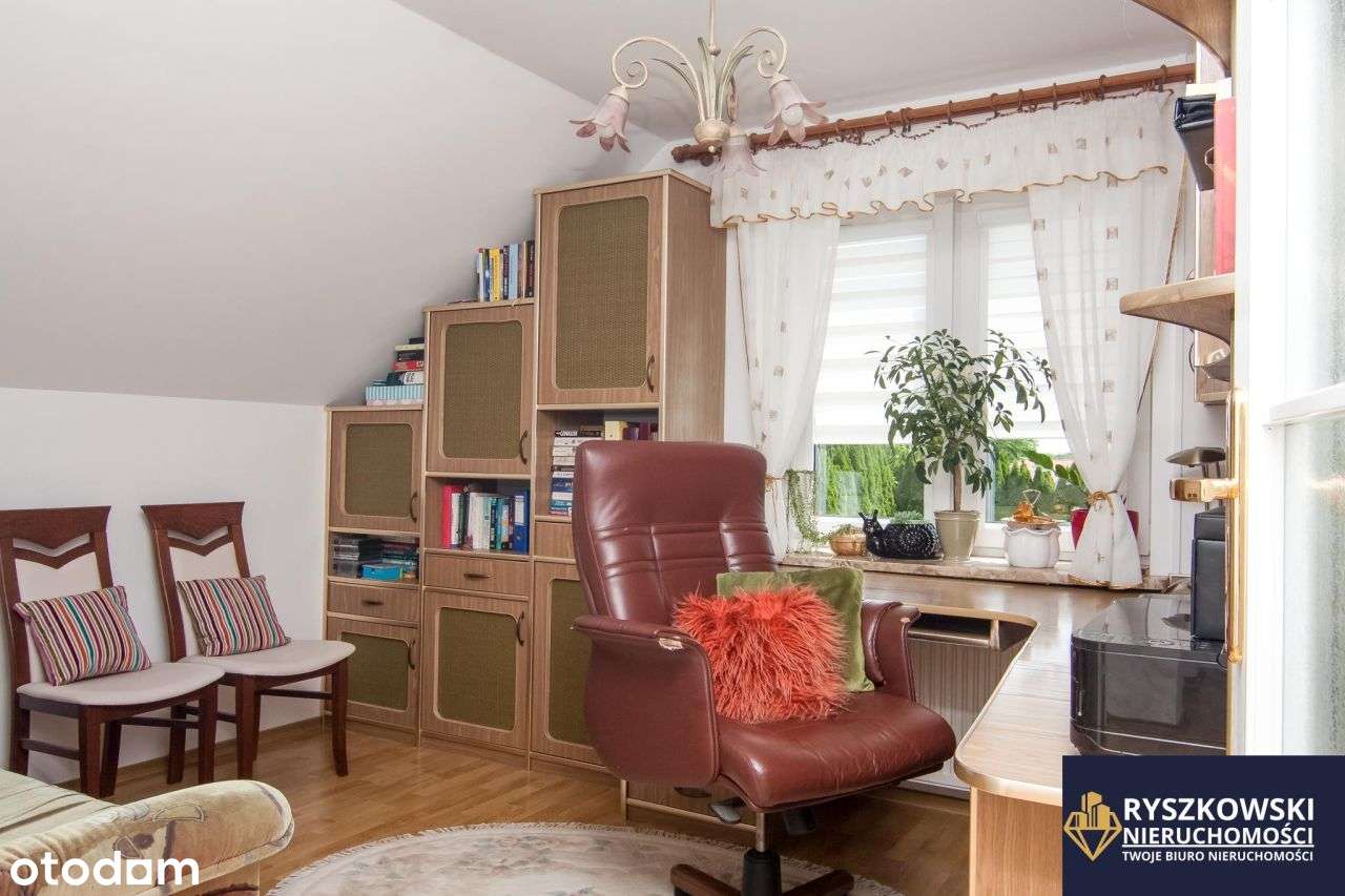 Piękny dom Osiedle Jarosławiec z zadbanym ogrodem-10