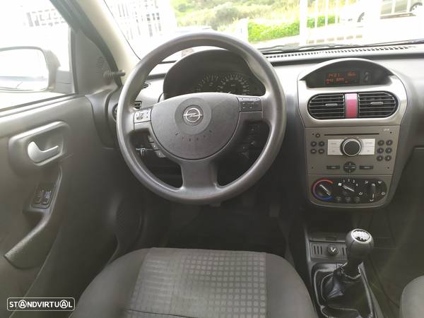 Opel Corsa 1.2 Twinport Enjoy - 27