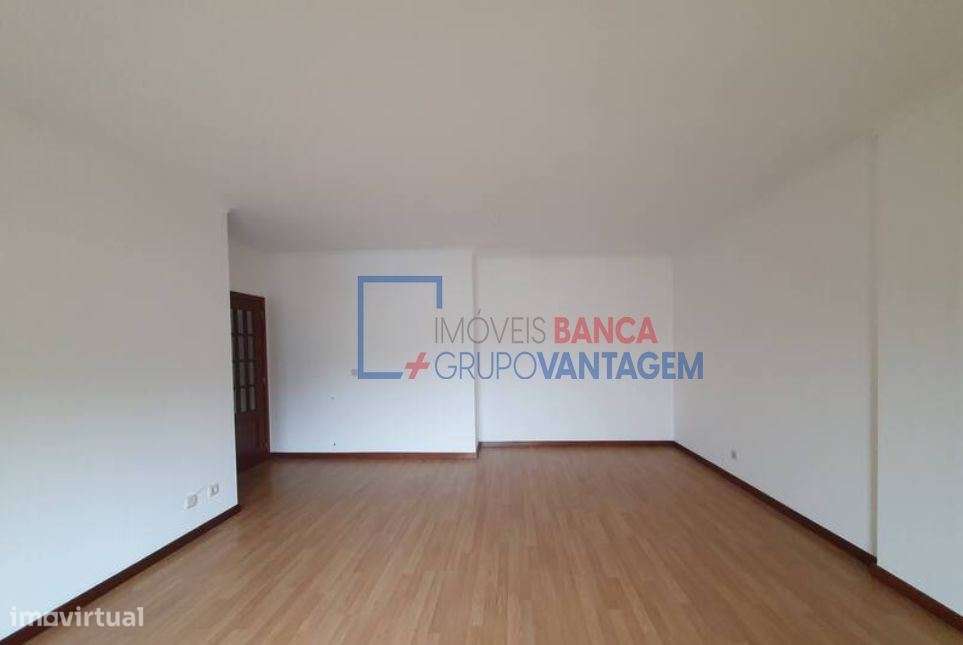 APARTAMENTO T3 - PENAFIEL - Grande imagem: 5/18